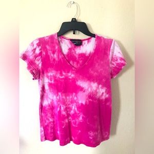 Fame4Fifteen pink tie-dye v-neck shirt